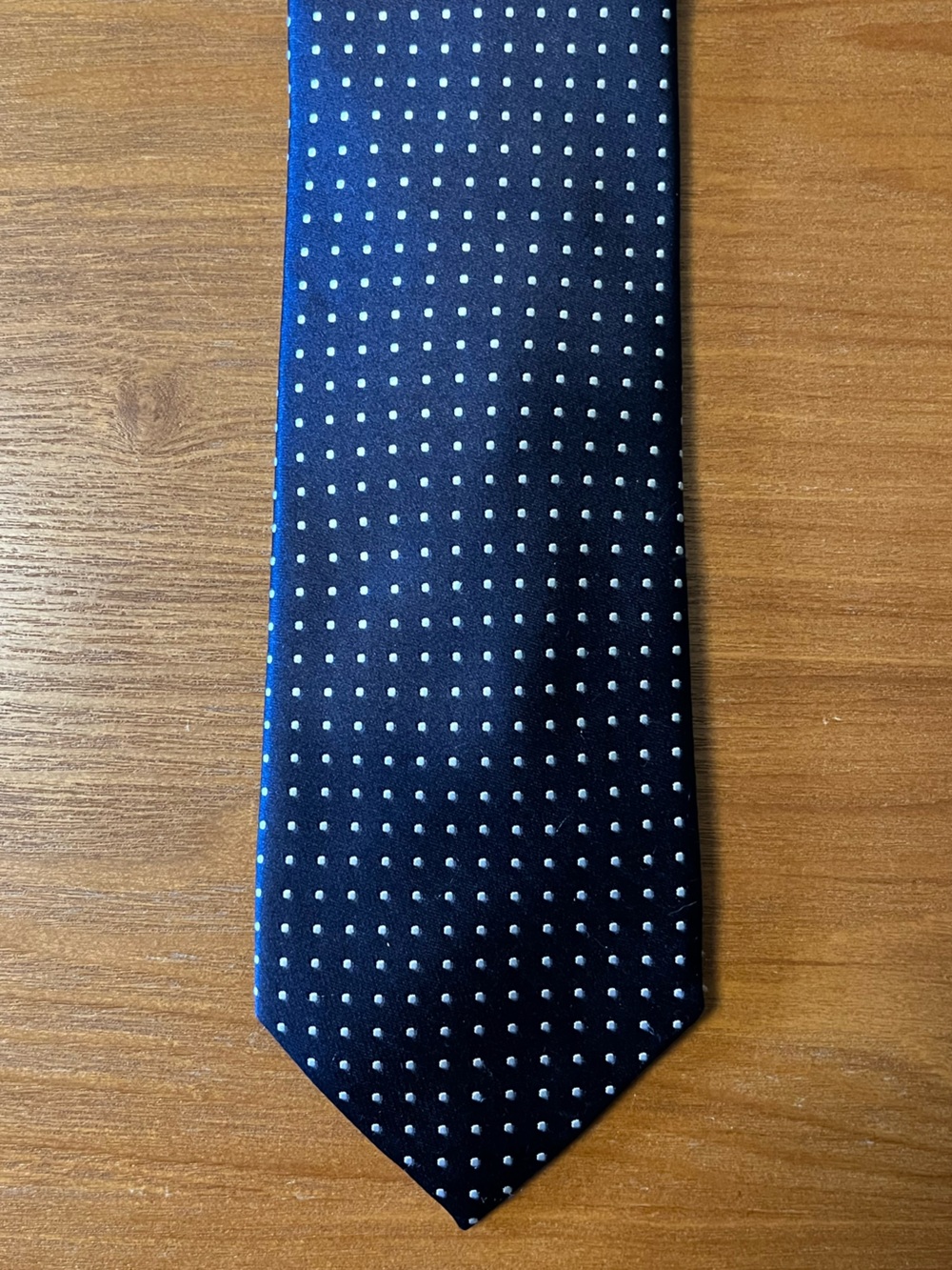 Tommy Hilfiger 100% Silk Tie Navy Blue Polka Dot Necktie Light Blue Dots 3.25”
